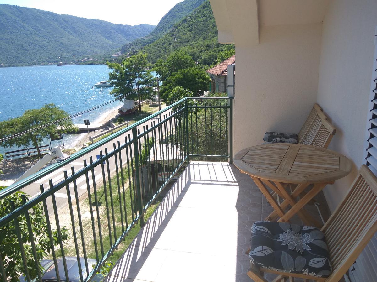 Apartmani Villa Radovic Risan Exteriér fotografie