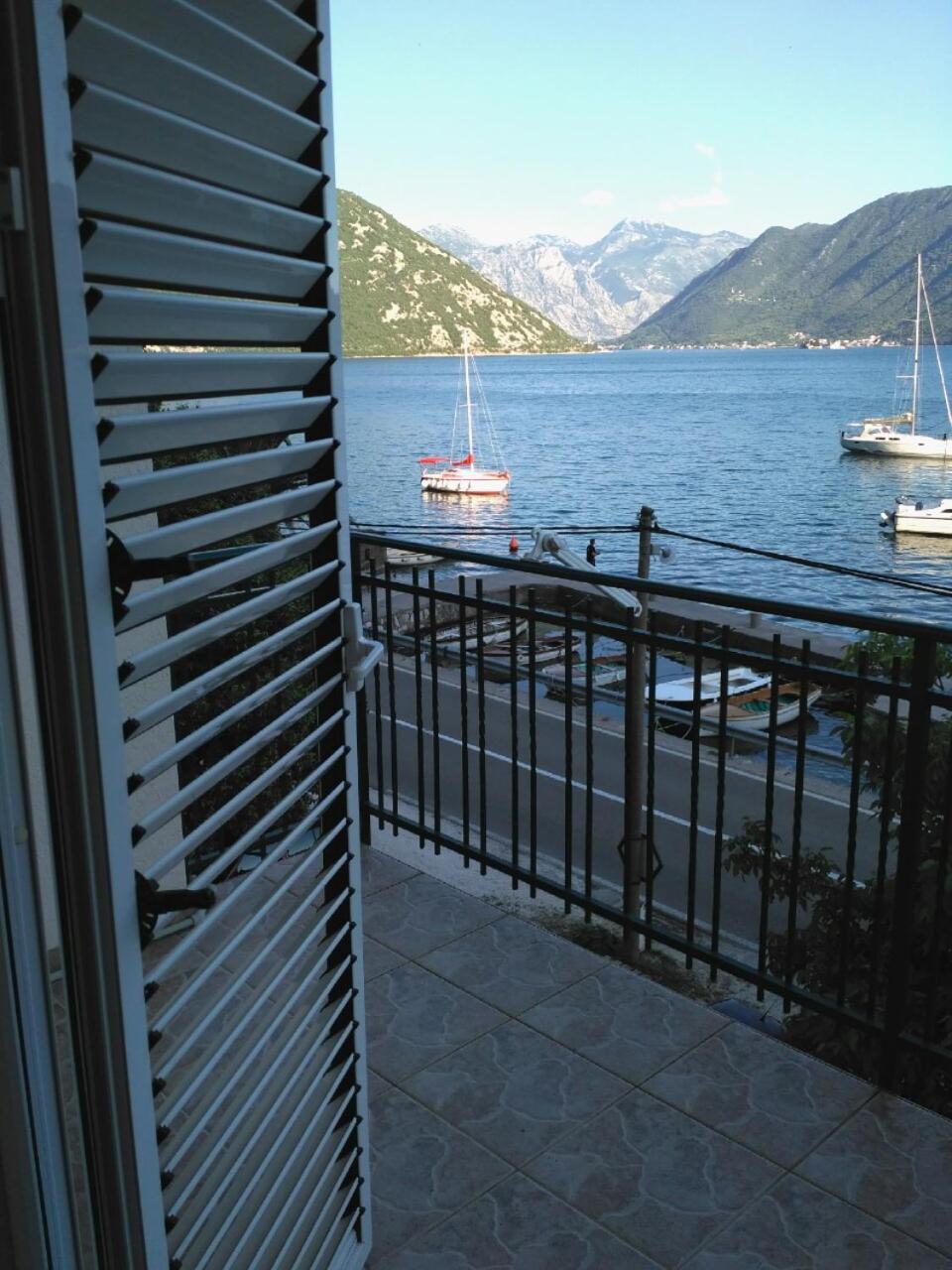 Apartmani Villa Radovic Risan Exteriér fotografie